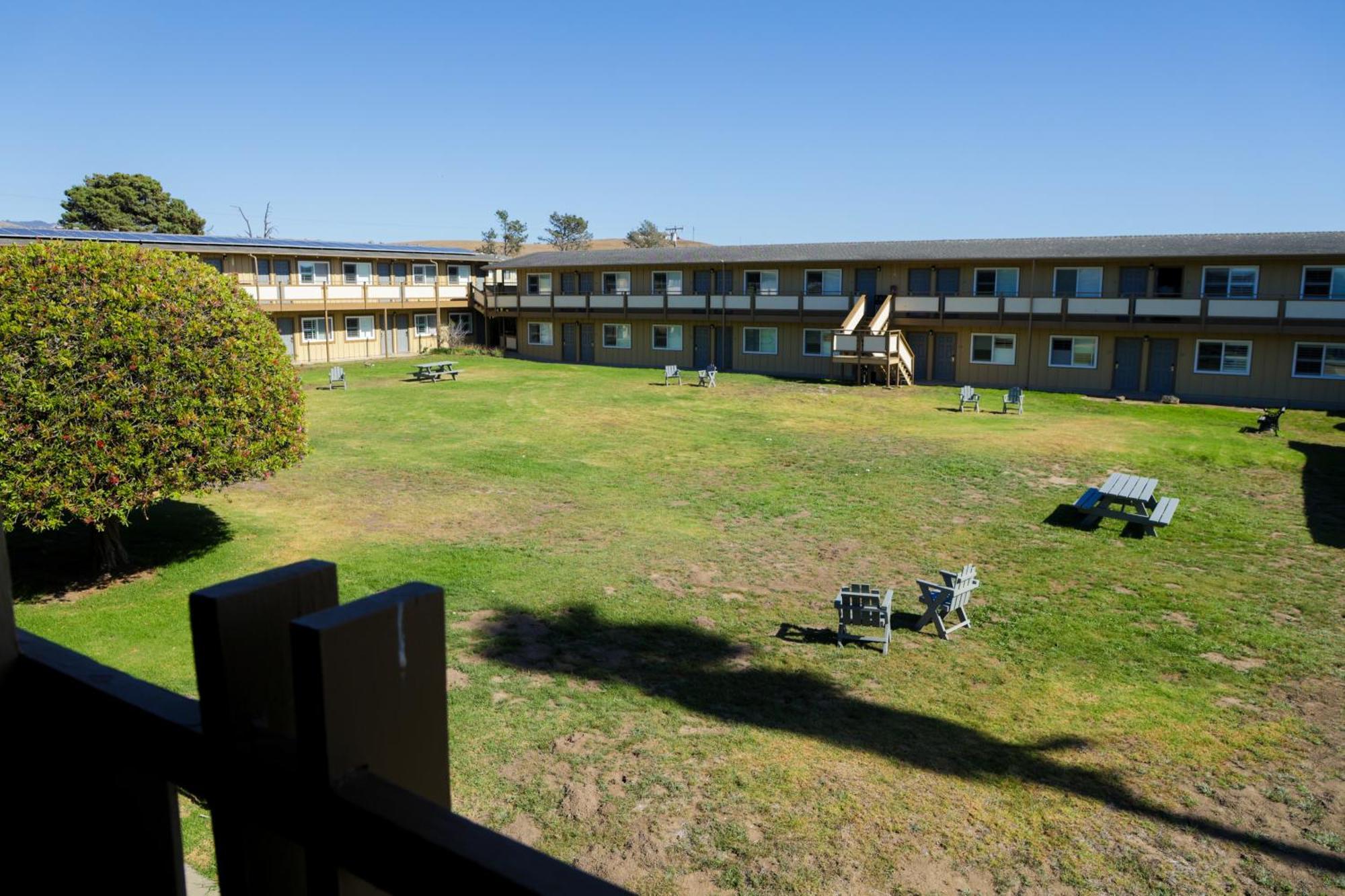 Silver Surf Motel Сан-Симеон Экстерьер фото