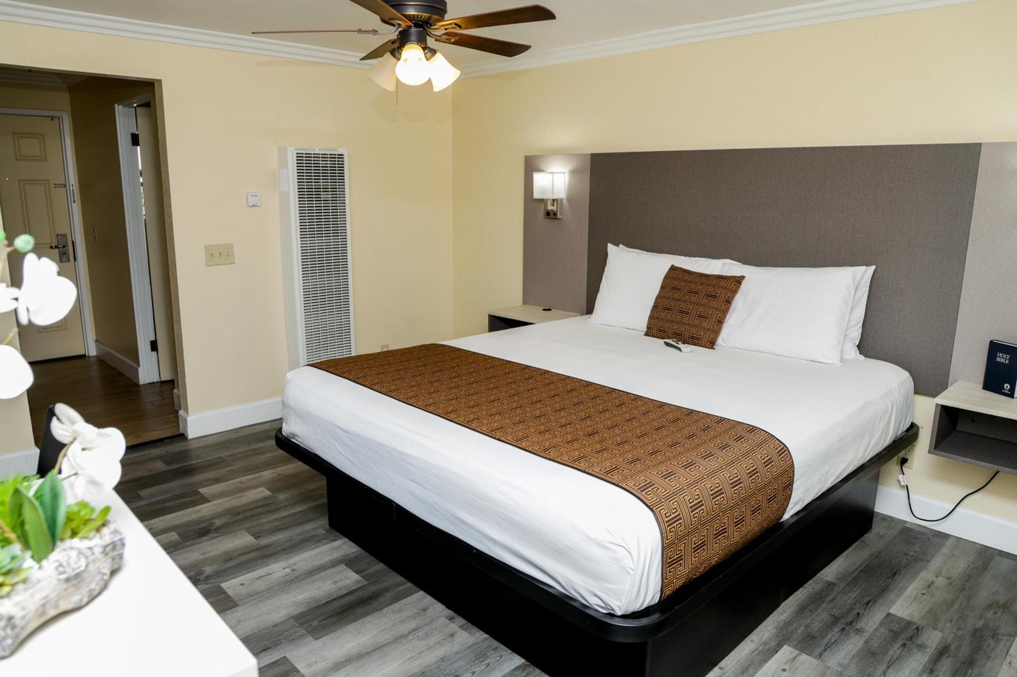 Silver Surf Motel Сан-Симеон Экстерьер фото